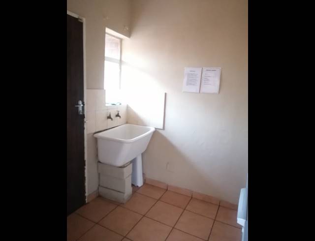 3 BEDROOM HOUSE FOR SALE IN SUNNYRIDGE